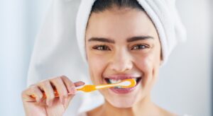 Igiene orale perfetta: i 3 errori più comuni che rovinano il sorriso