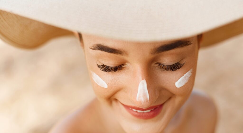 Preparare la pelle al sole: cosa fare davvero prima dell’estate